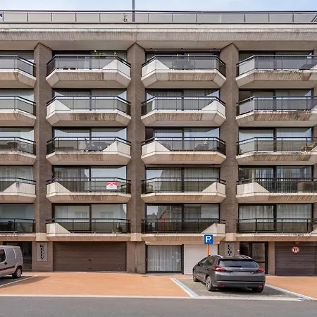 Apartamento Lydia O6o1 *